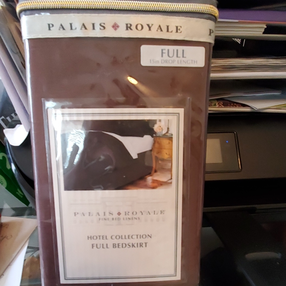nip Palais royale full brown bedskirt 15 in drop